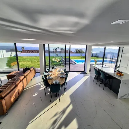 Casa Arendina - Retreat With Heated Pool