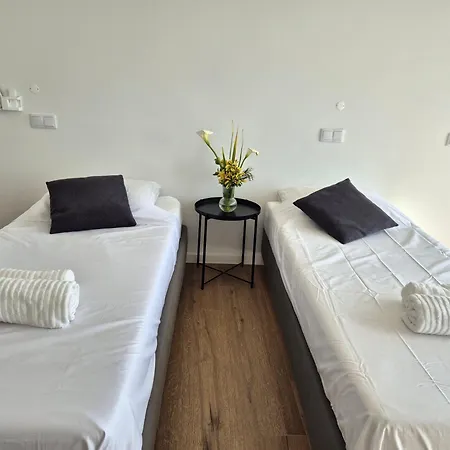 Vila Casa Arendina - Retreat With Heated Pool