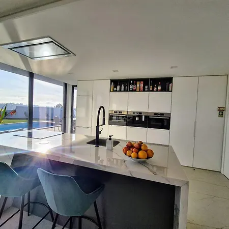 Casa Arendina - Retreat With Heated Pool Alfeizerão